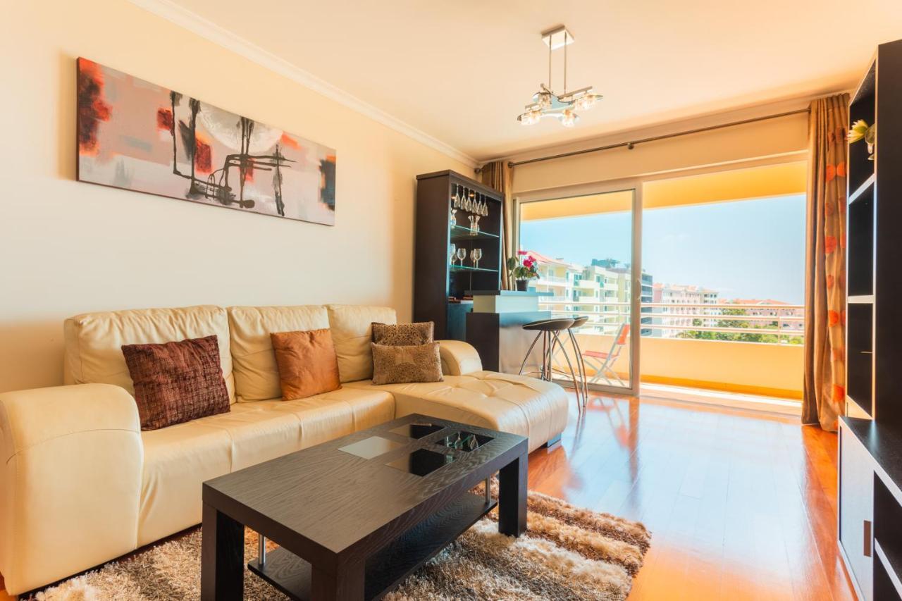 Flh Park With Pool * Funchal (Madeira)