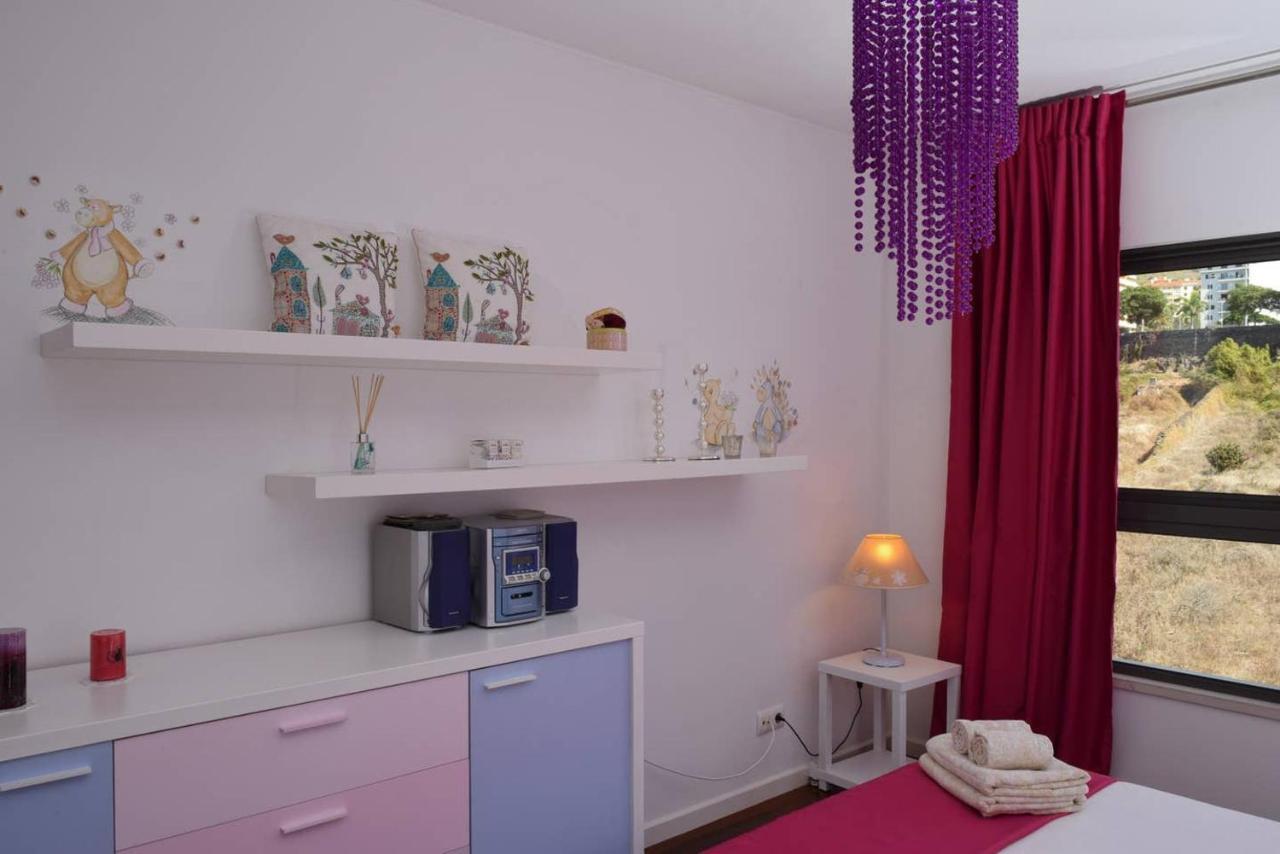 Apartamento Centromar Sunset, a Home in Madeira