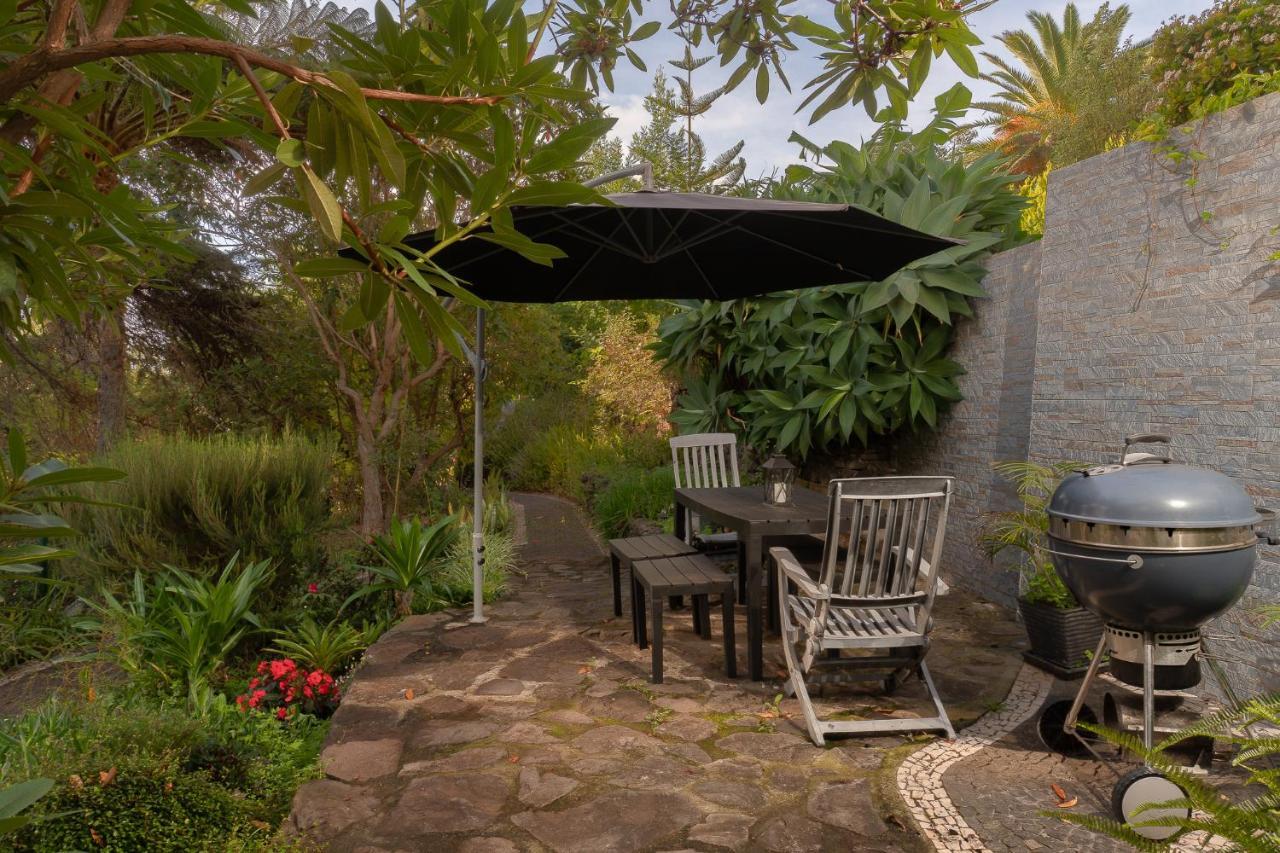 Pool With Botanical Garden Villa *