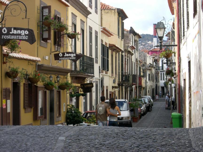 Casa Dos Feirantes *