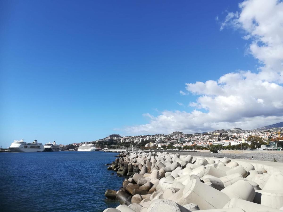 Luxury View Apartment Funchal - Free Parking Apartment *