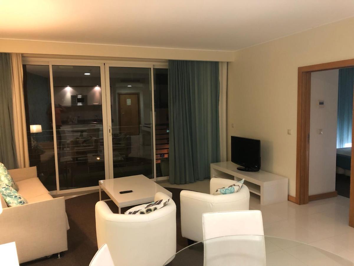 Dfm Happy Days Aparthotel Funchal (Madeira)