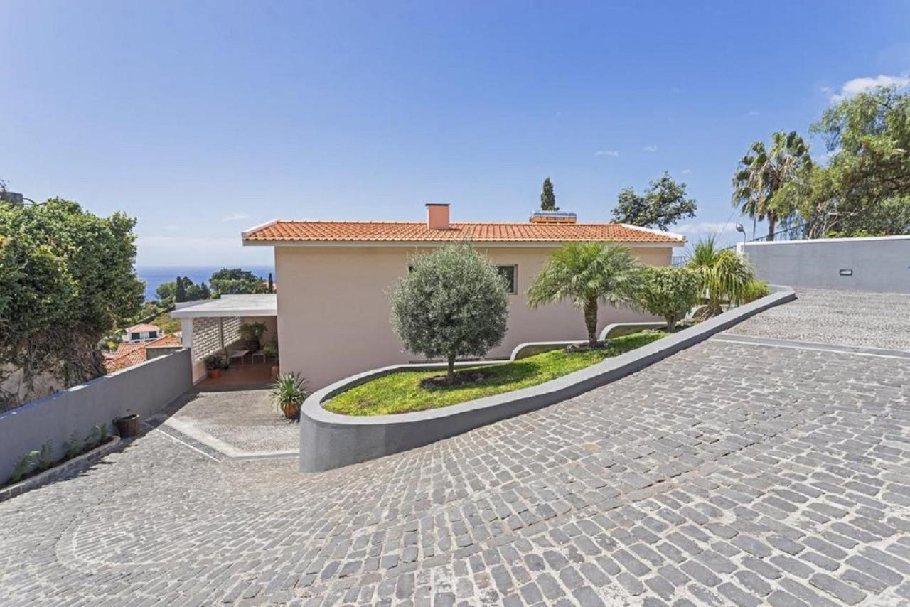 Villa Bay View