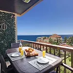 Private Sunset Terrace & Ocean Cliff Pool Garden At Designer Apt By Lovelystay