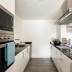 Lovely 1-Bedroom Apartment With Parking Ocean View