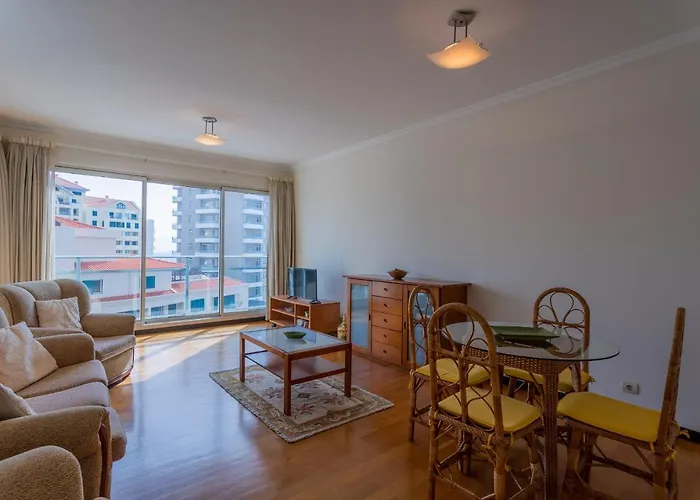 Flh Funchal Balcony Apartment With Sea View