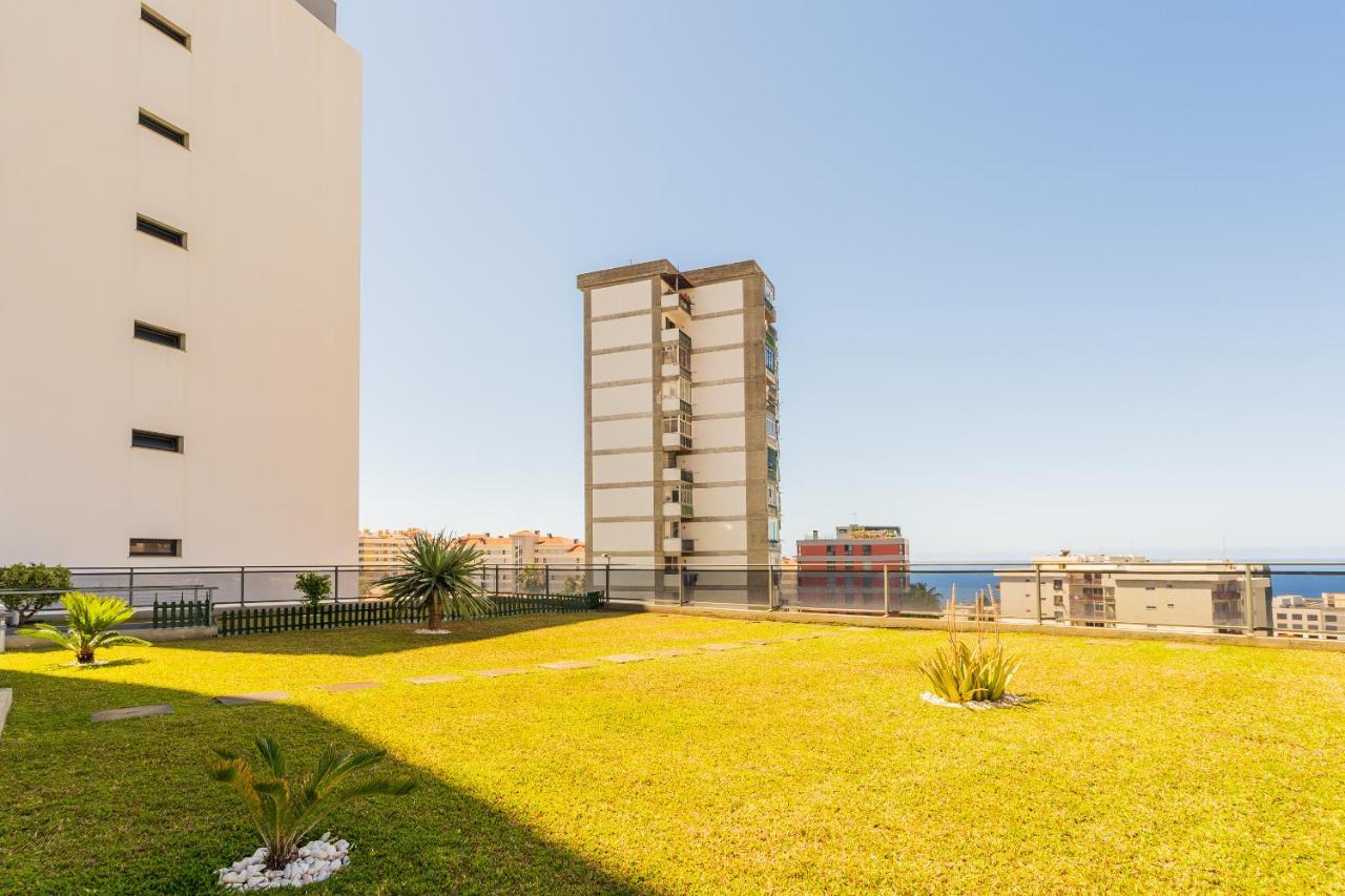 Apartment Ocean View And Garden In Exclusive Area