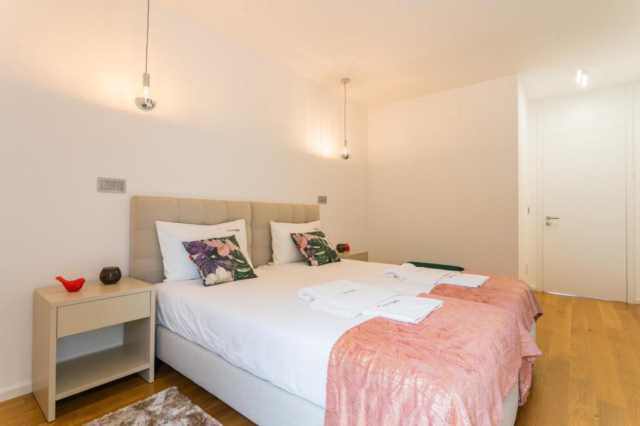 Flh Balcony Flat With Pool Apartment *