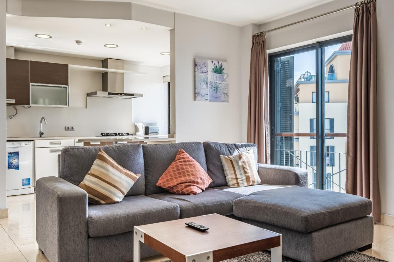 Modern Next To Forum Shopping, Near The Sea, Free Parking And Wifi Funchal (Madeira)