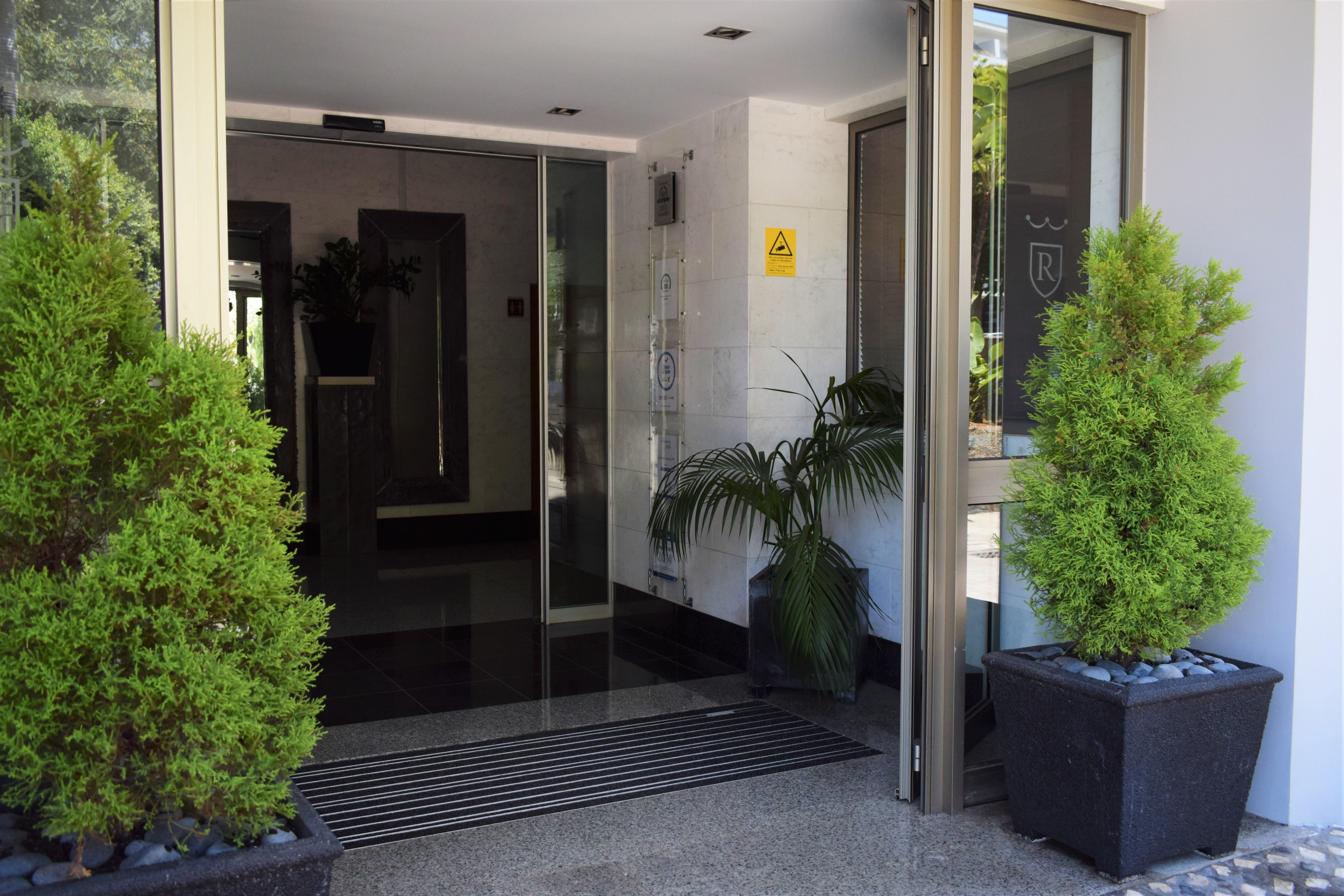Hotel Madeira Regency Cliff 4*