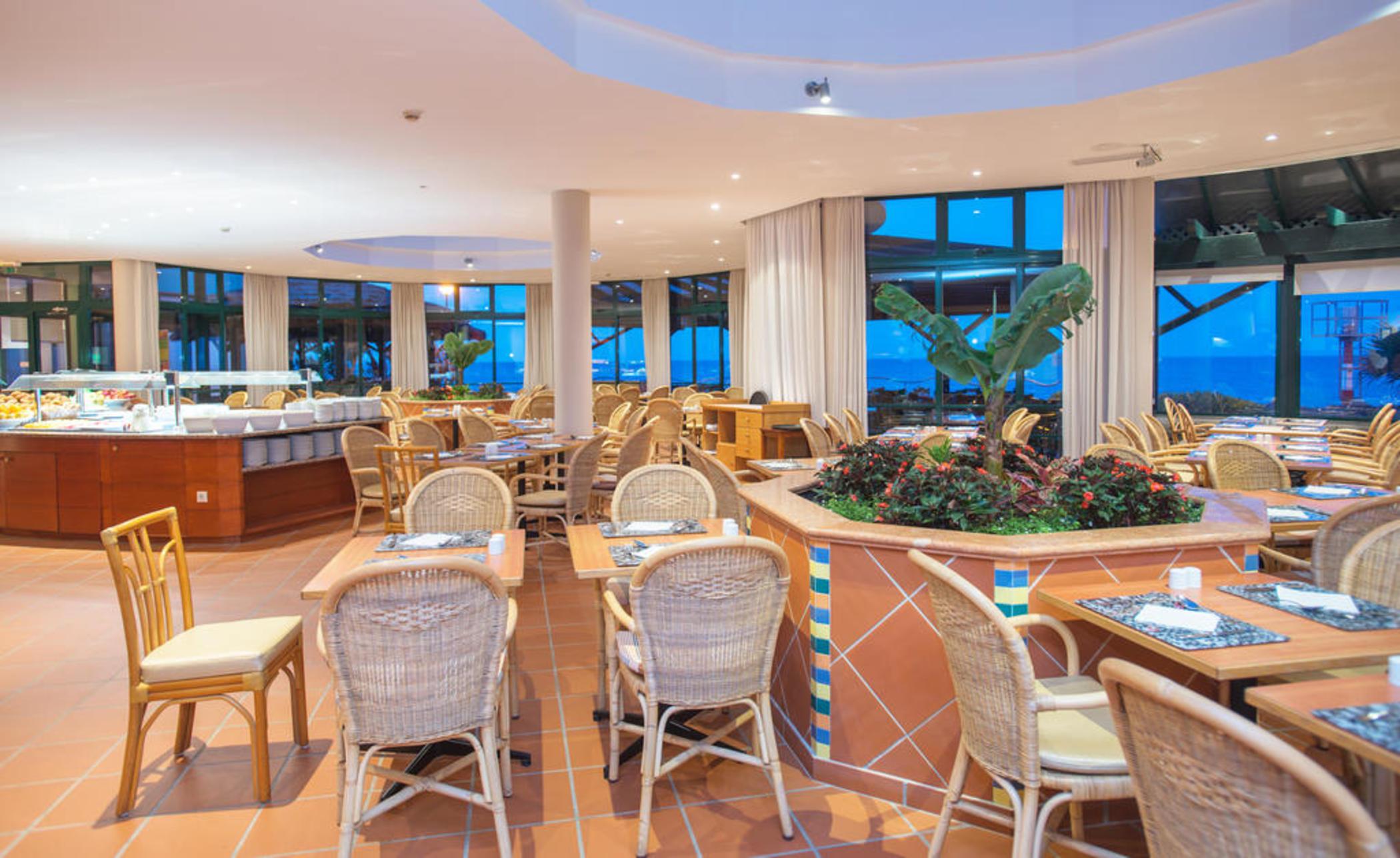 Pestana Ocean Bay 4*