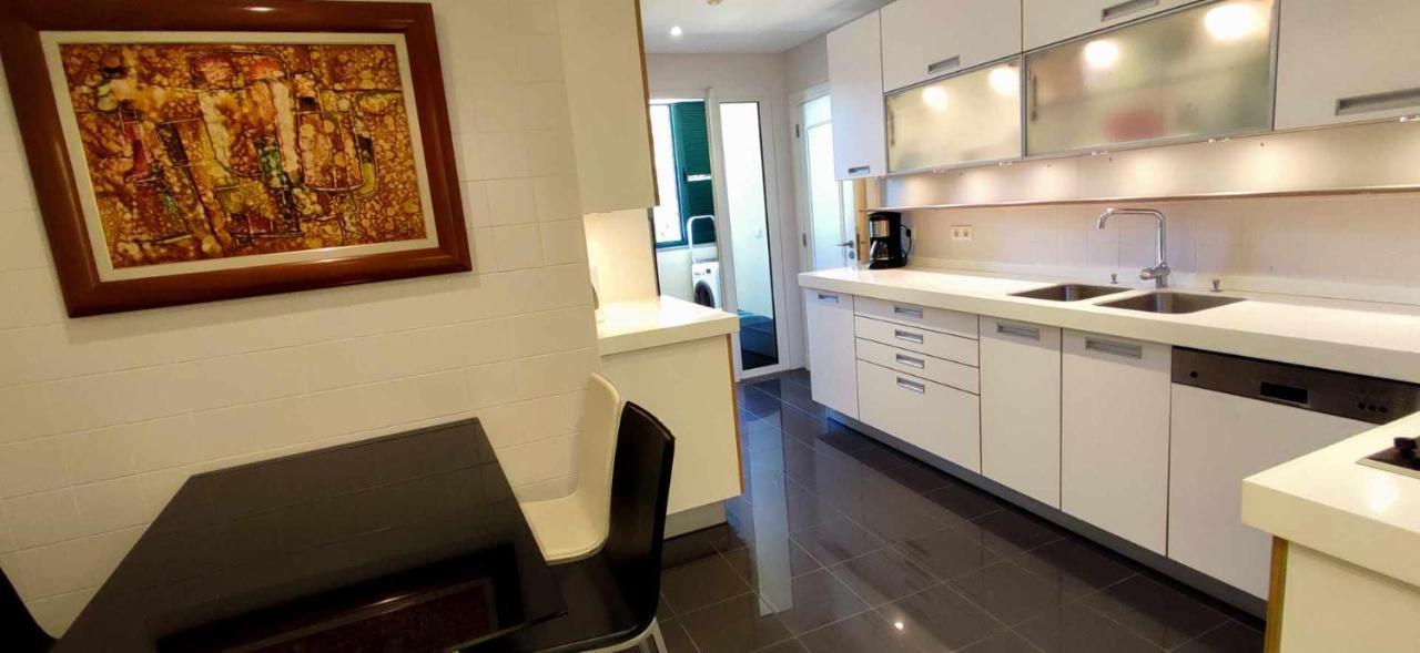 Luxury Sea View Apartment