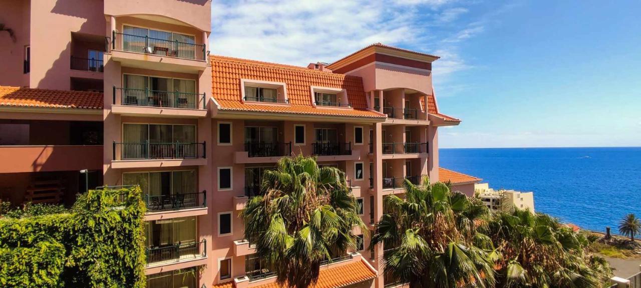 Luxury Sea View *