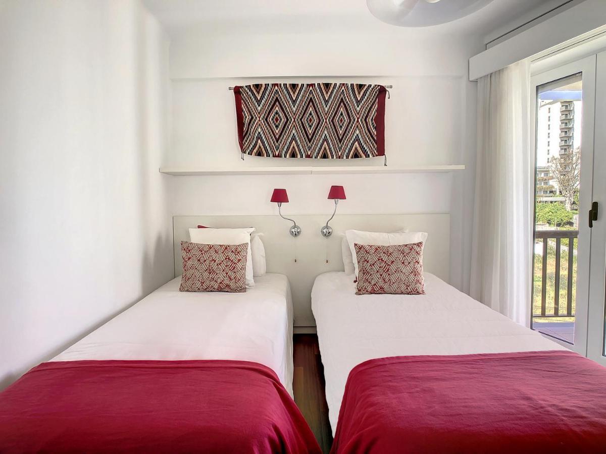 Apartment Private Sunset Terrace & Ocean Cliff Pool Garden At Designer Apt By Lovelystay