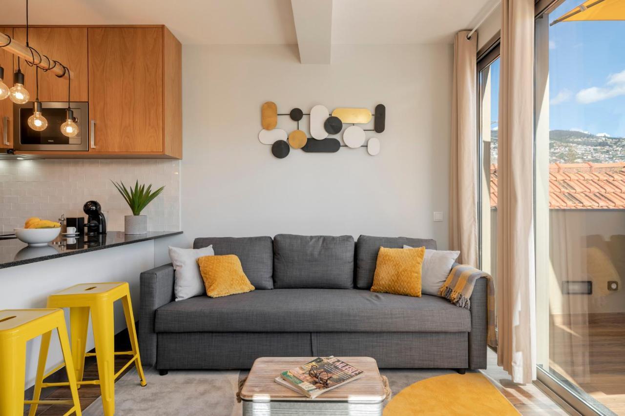 Alegria Flat By An Island Apartment