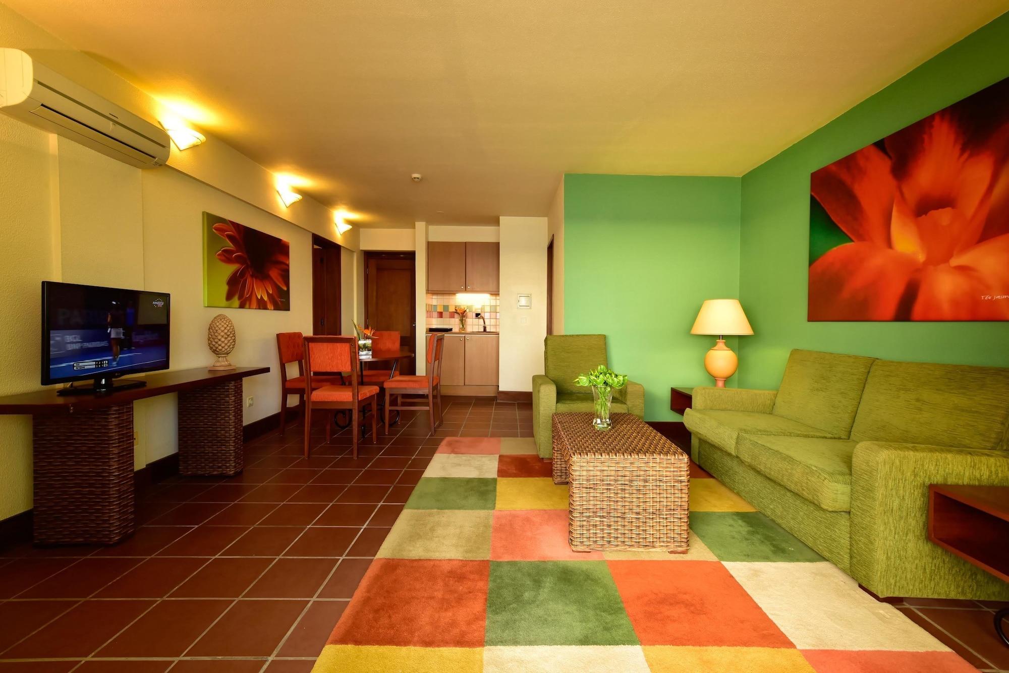 Hotel Pestana Ocean Bay 4*