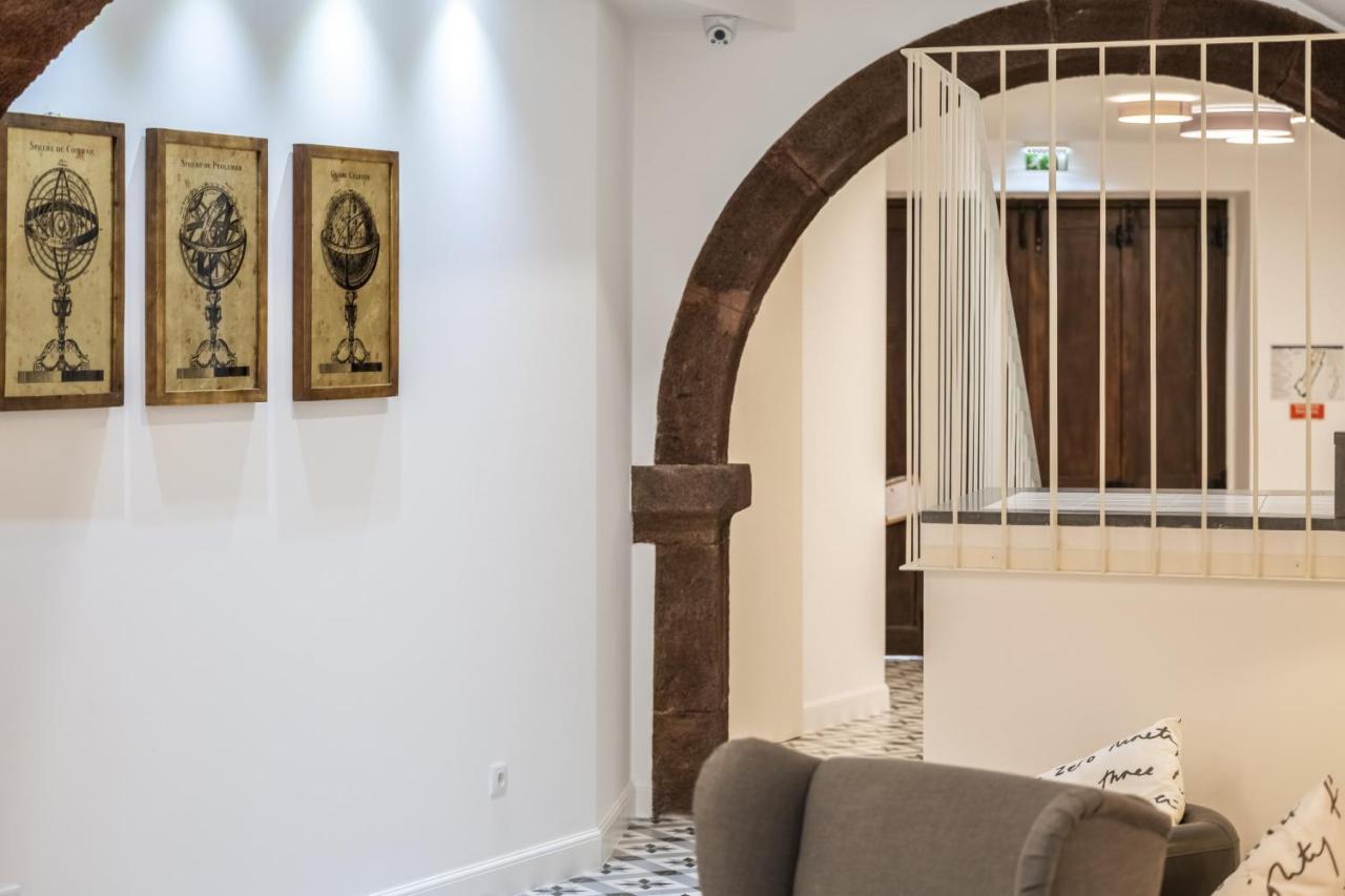 Apartment By Homing