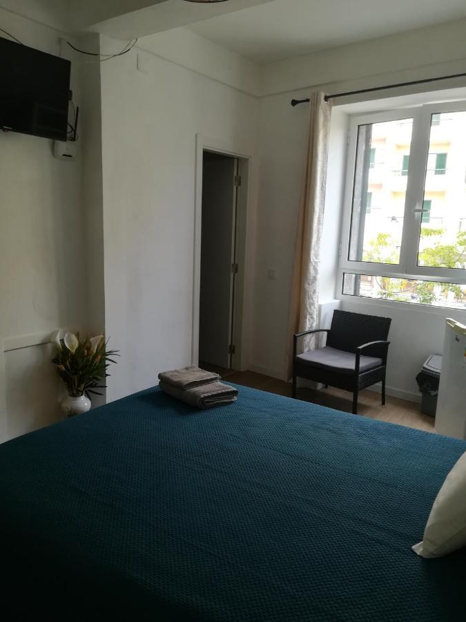 Cc39 -q1 Ở trọ Funchal (Madeira)