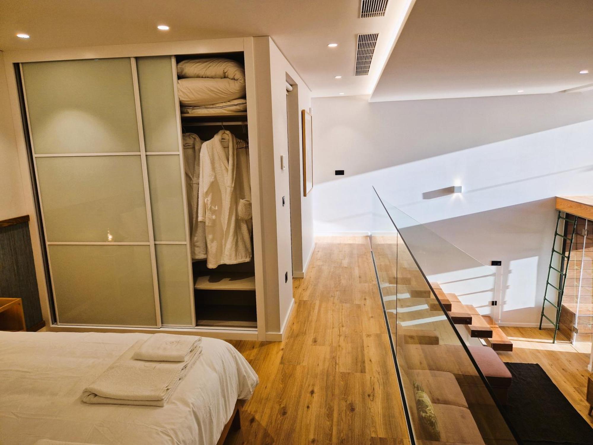 Shell Living - Infinity Loft Funchal (Madeira)