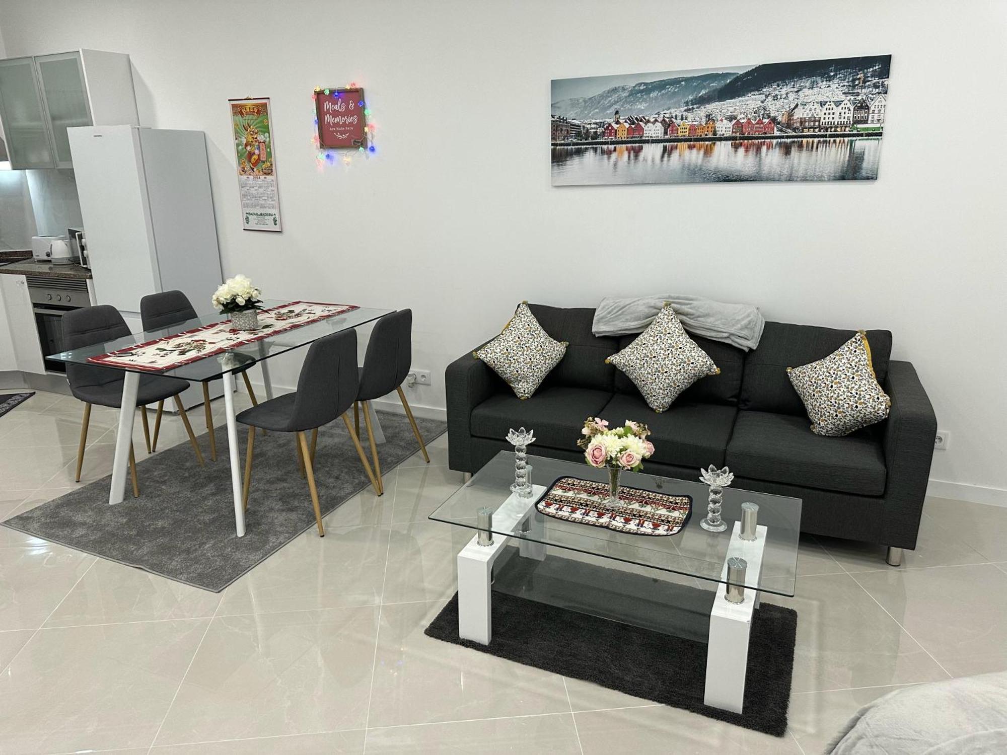 Apartment Funchal-studio-sleeps4-freeparking *
