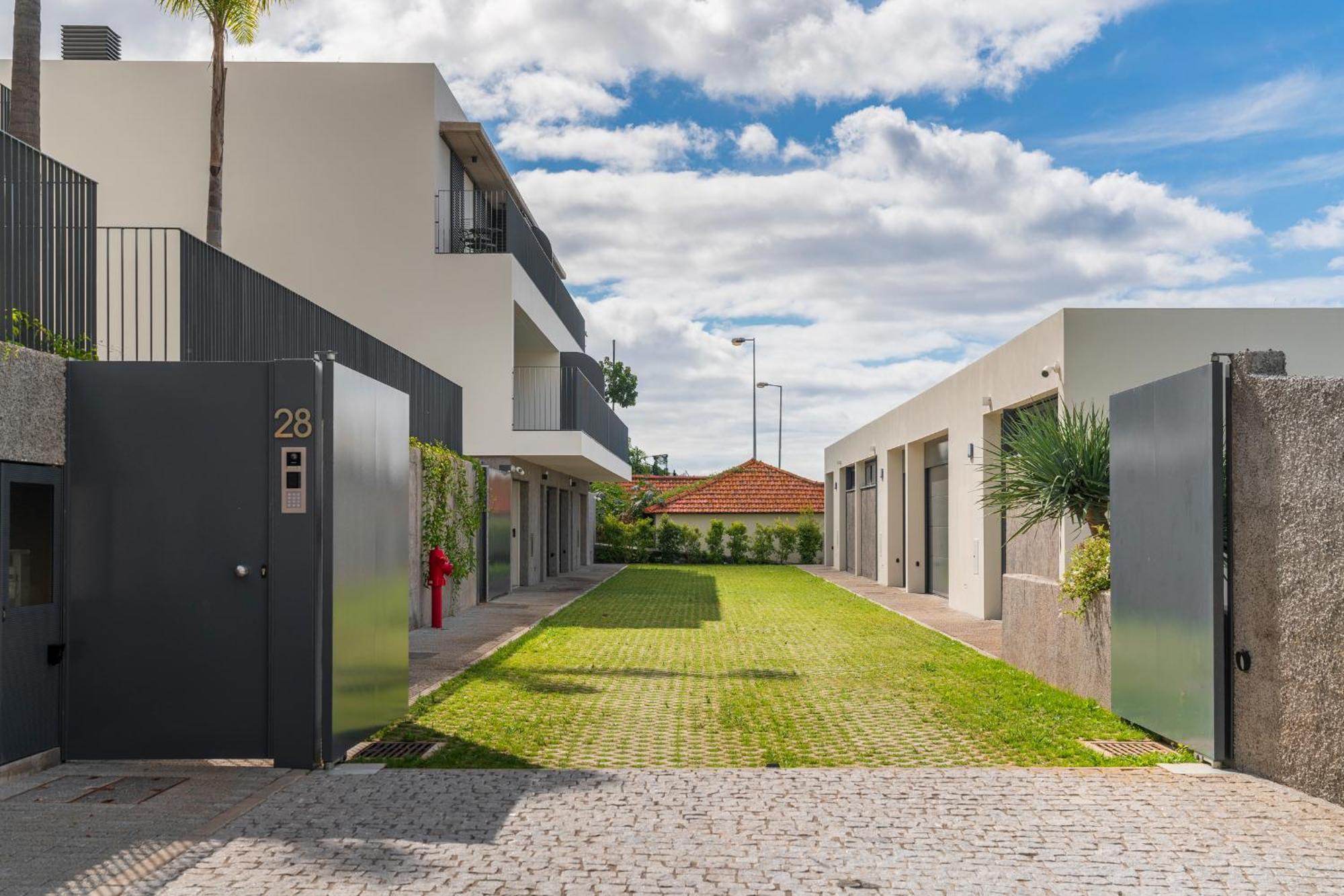 Casa Do Miradouro 5 By Heart Of * Funchal (Madeira)