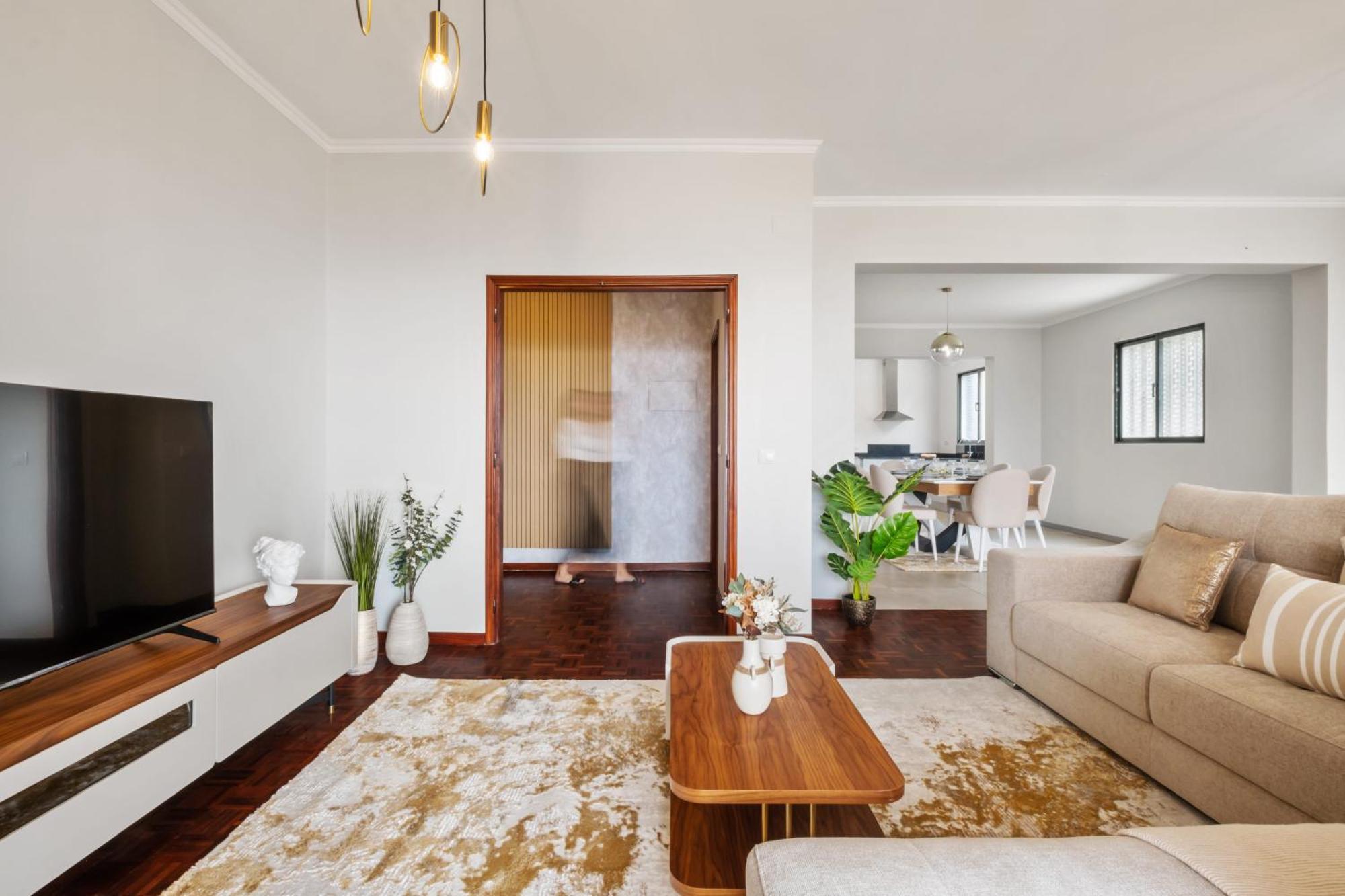 Glimpse Of The By Madeira Sun Travel Holiday home *
