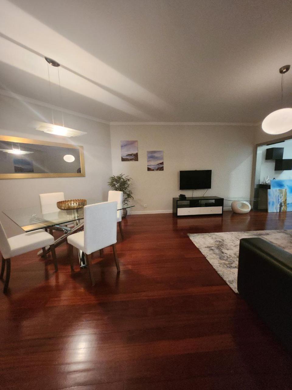 Apartment Blue Diamond-seaview & Free Park Funchal (Madeira)