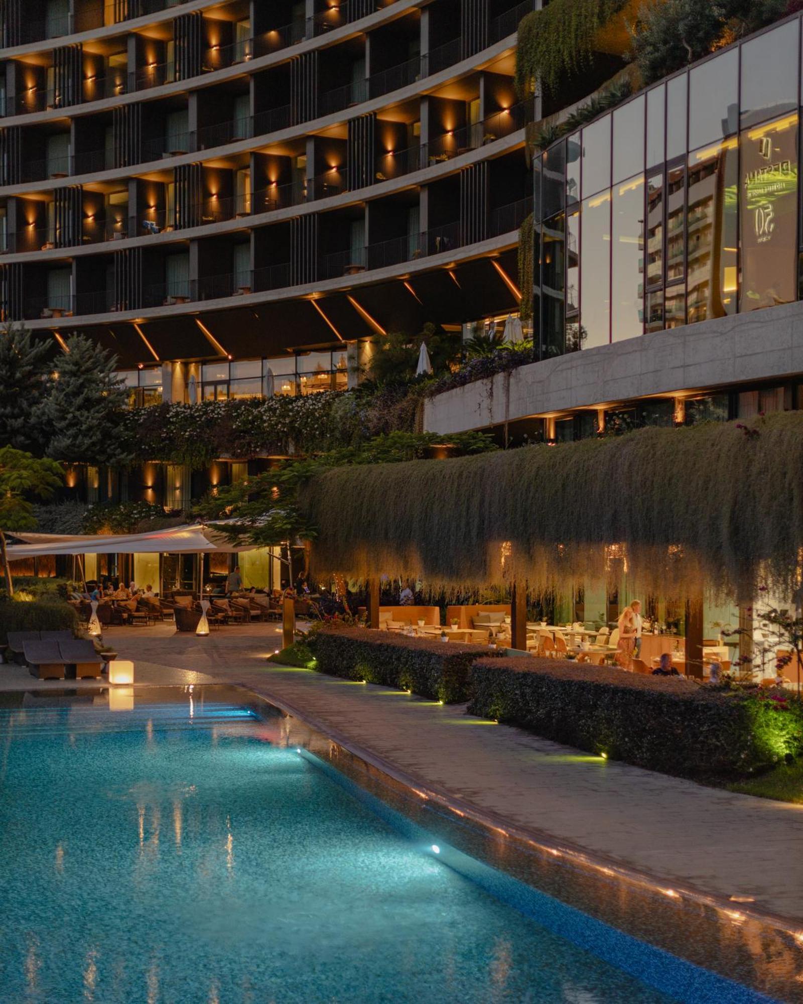 Khách sạn Savoy Palace - The Leading Of The World - Savoy Signature 5*