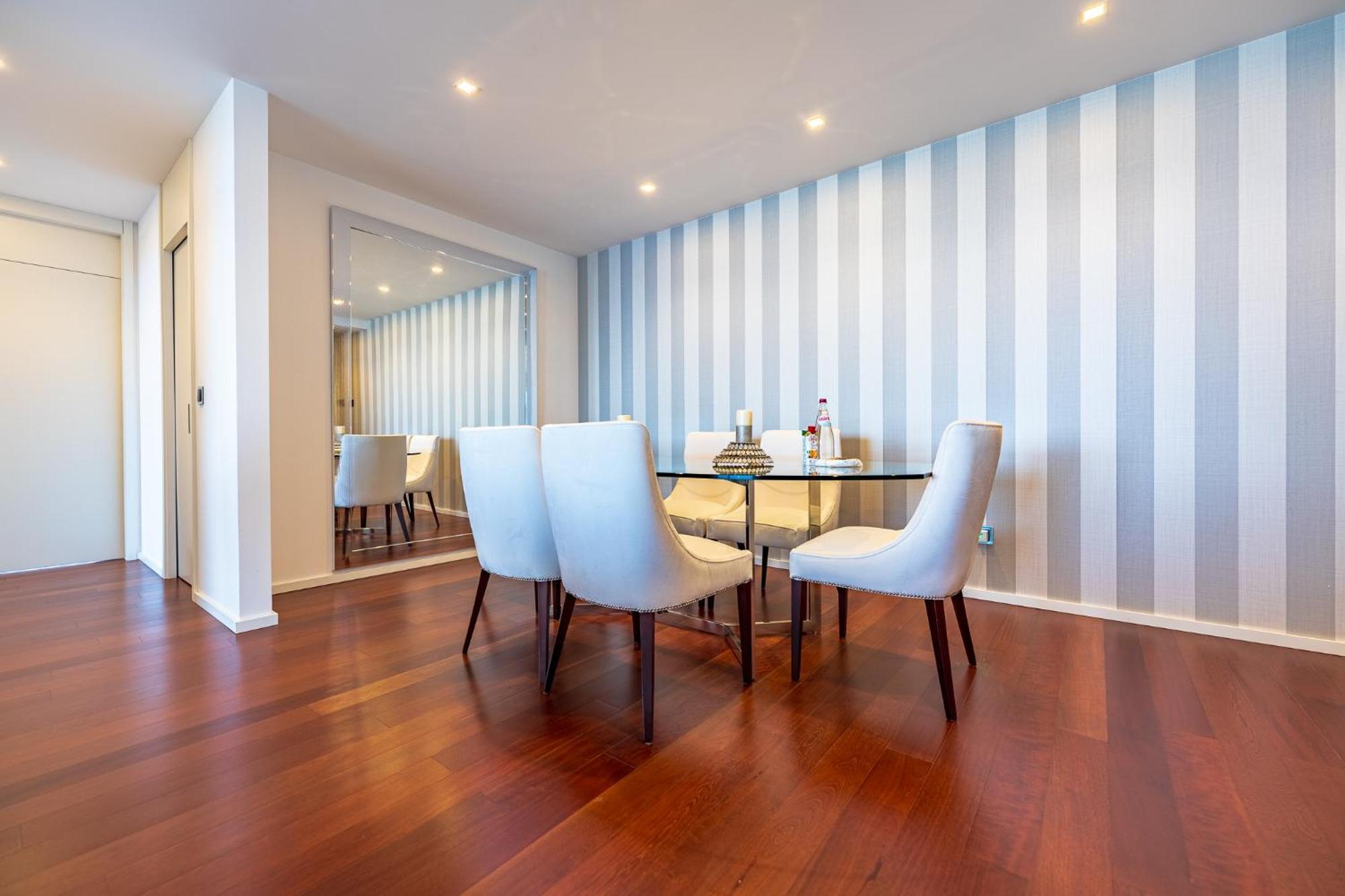 Apartment Serenity By The Sea