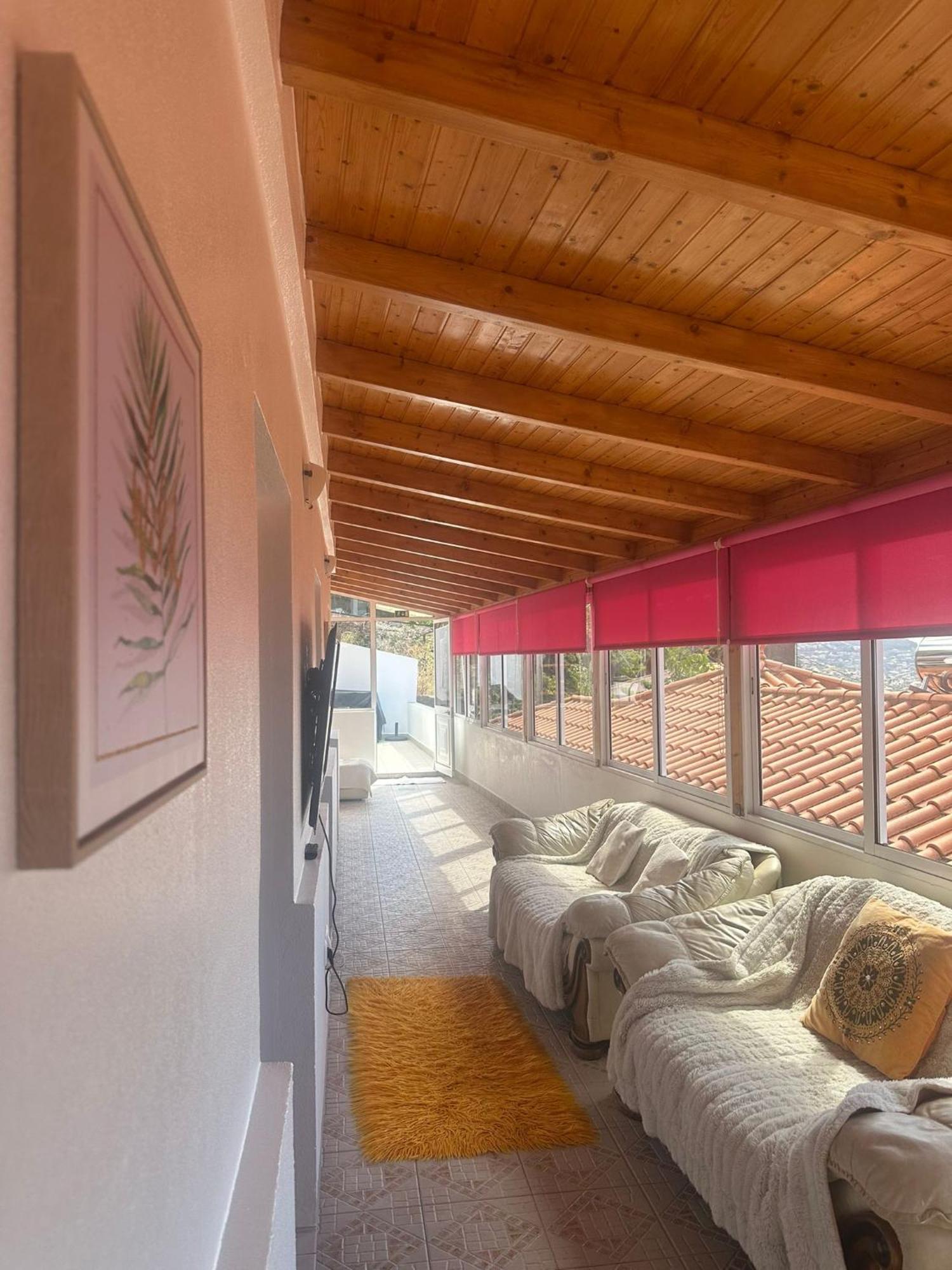 Casa de férias The Hill View House *