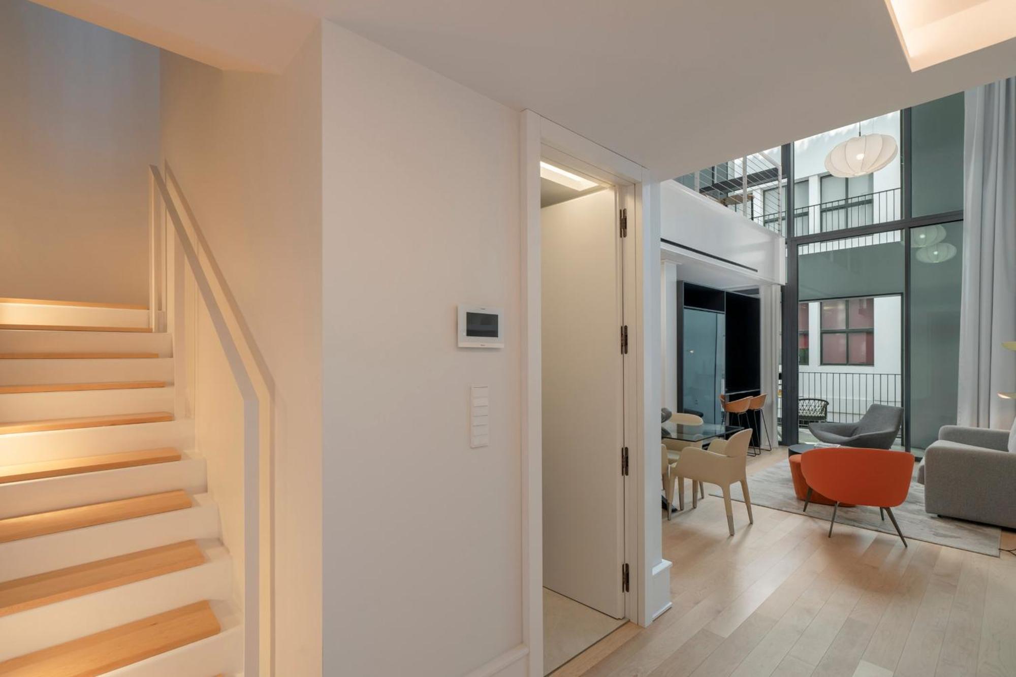 Savoy Insular Loft By An Island Apartamento