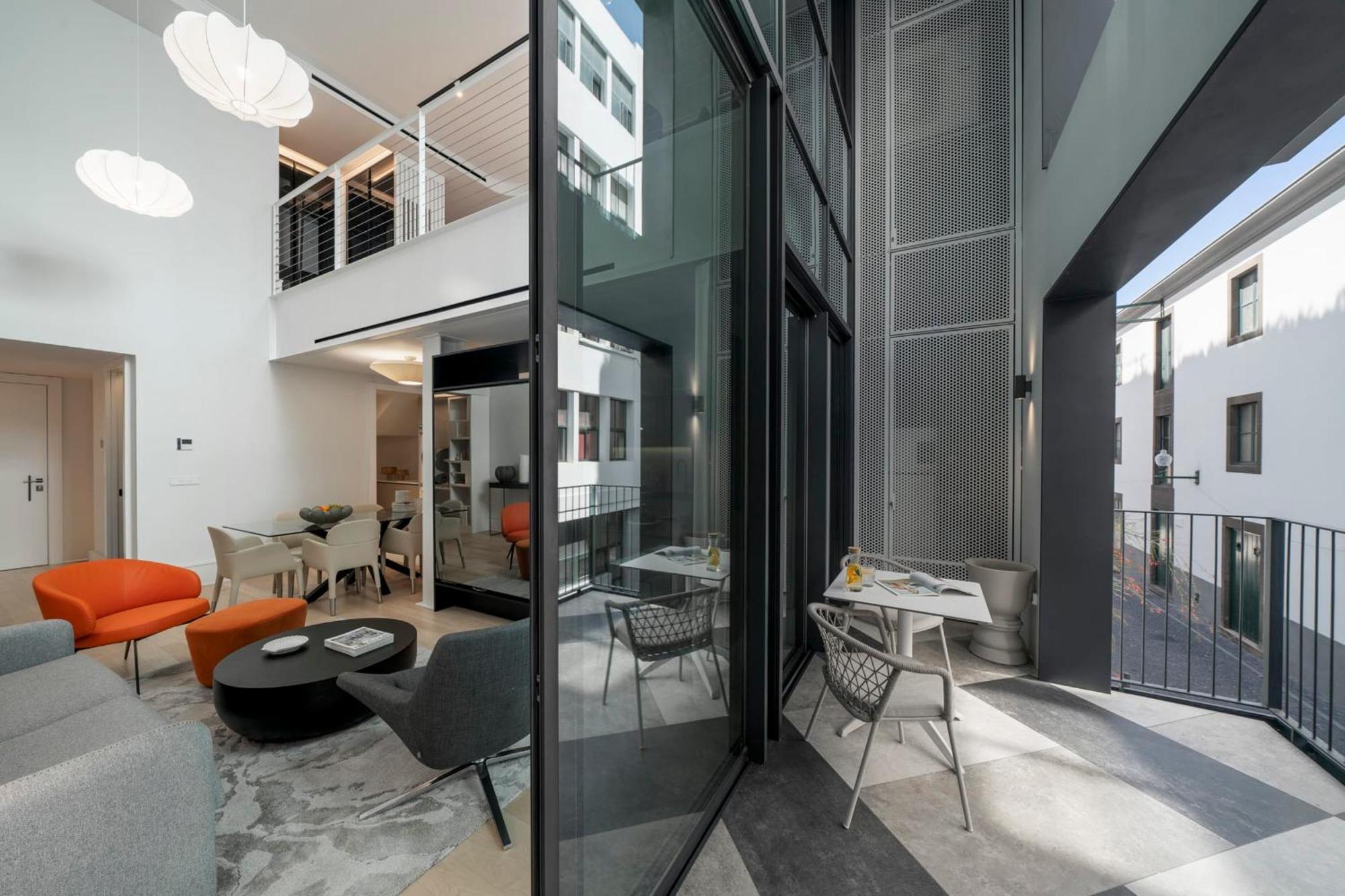 Savoy Insular Loft By An Island Apartamento Funchal (Madeira)