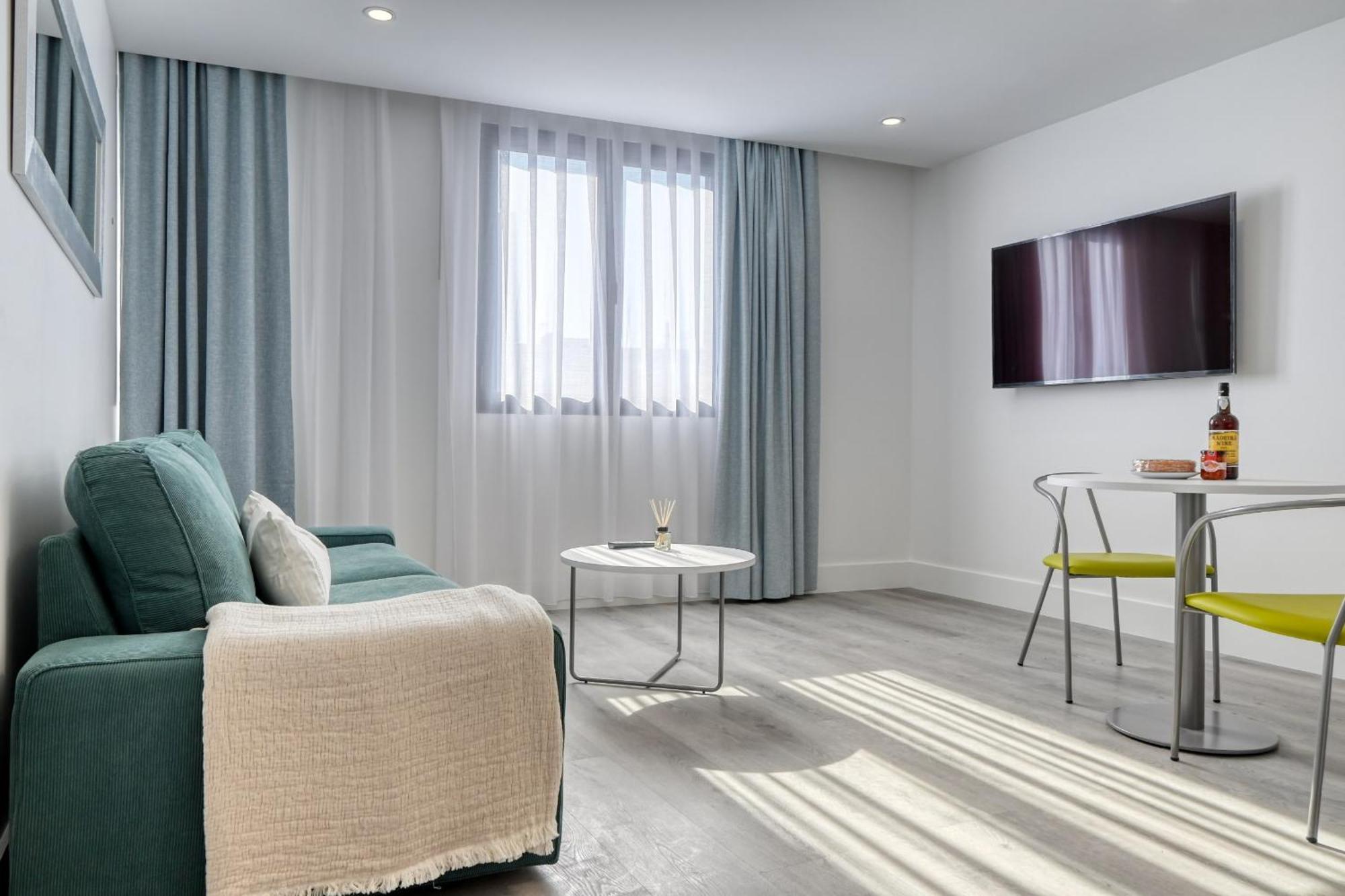 Bse15 4l, A In Madeira Apartment *