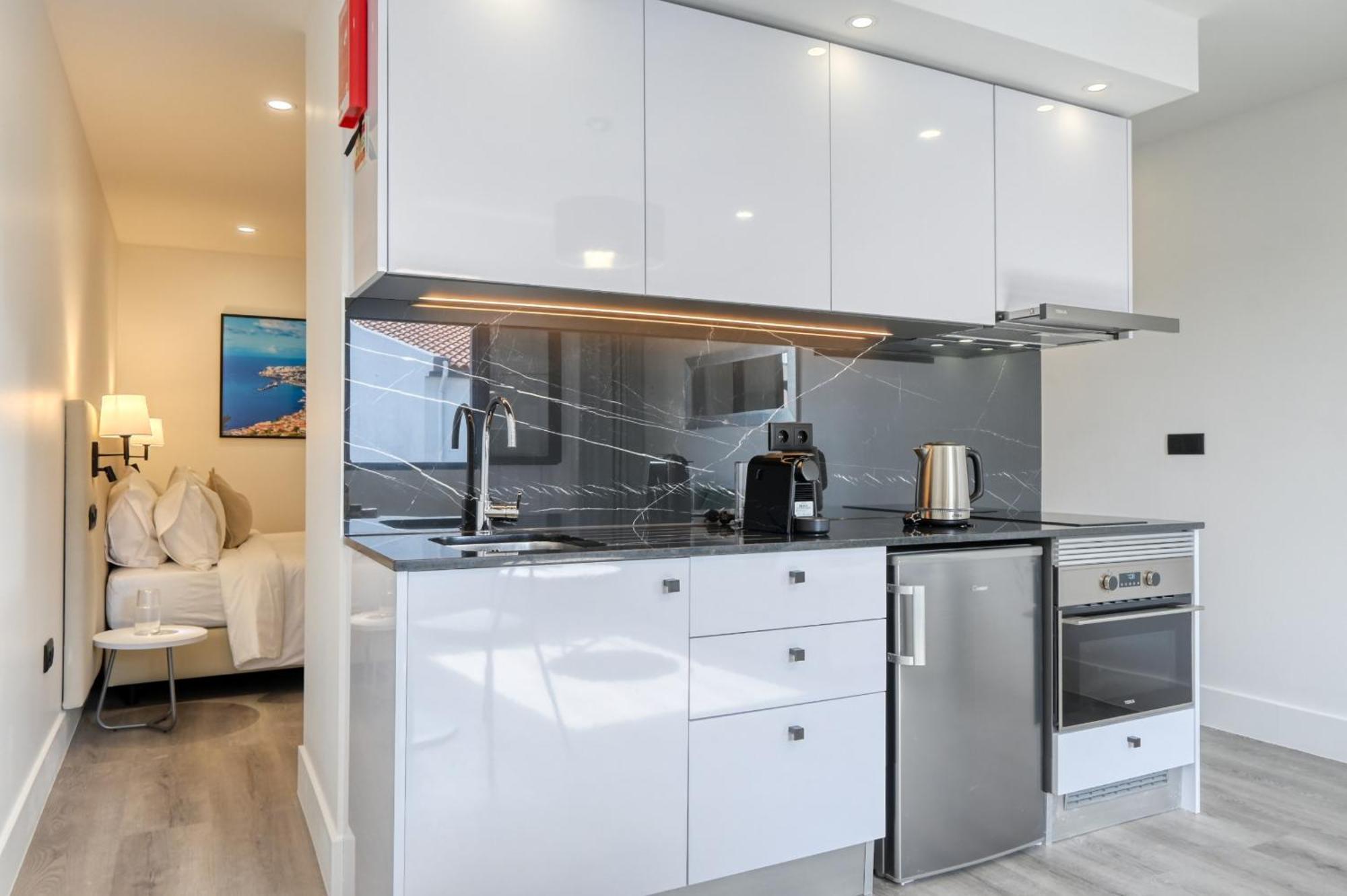 Bse15 4l, A In Madeira Apartment *