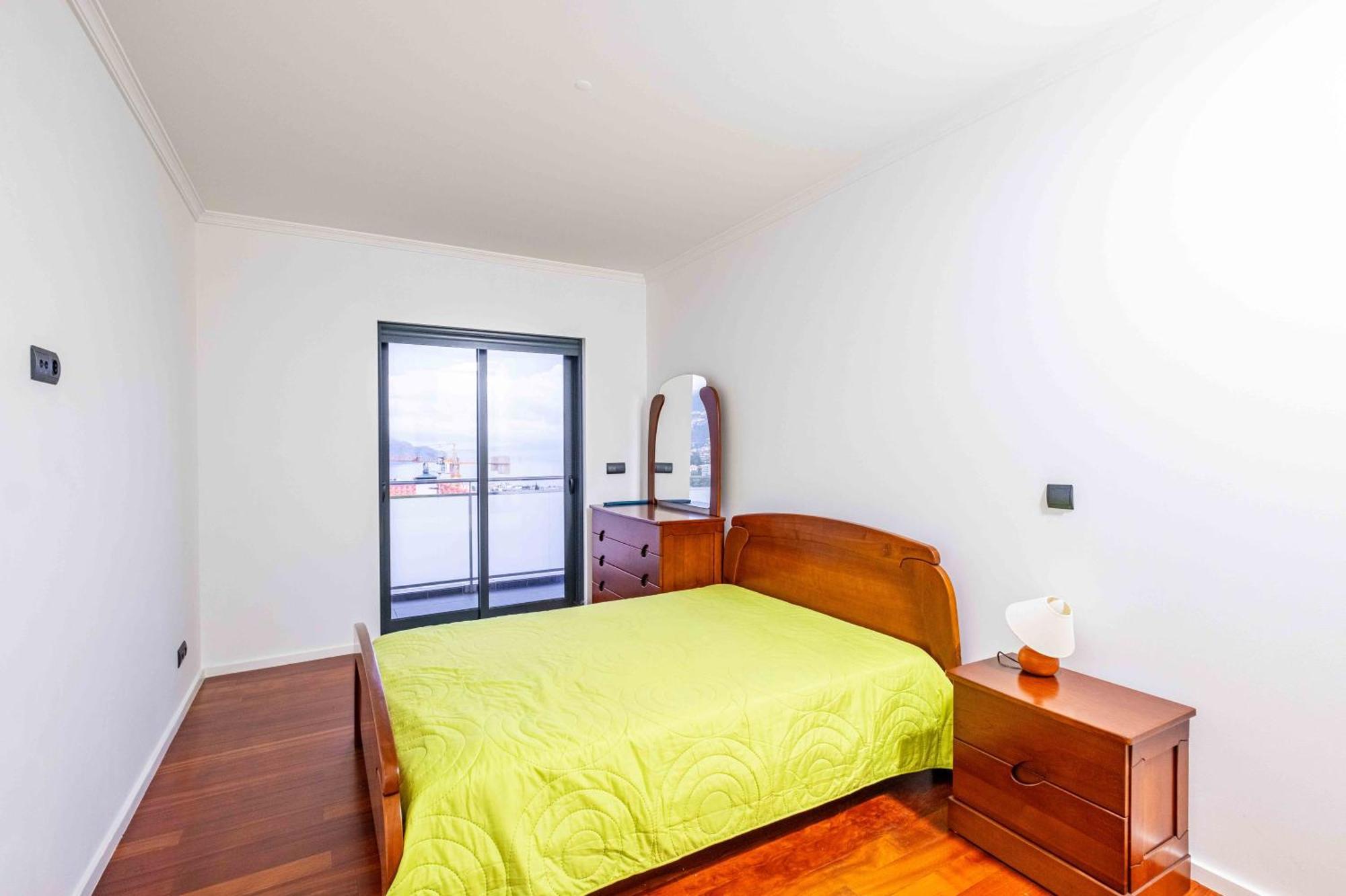For Rent In Apartment
