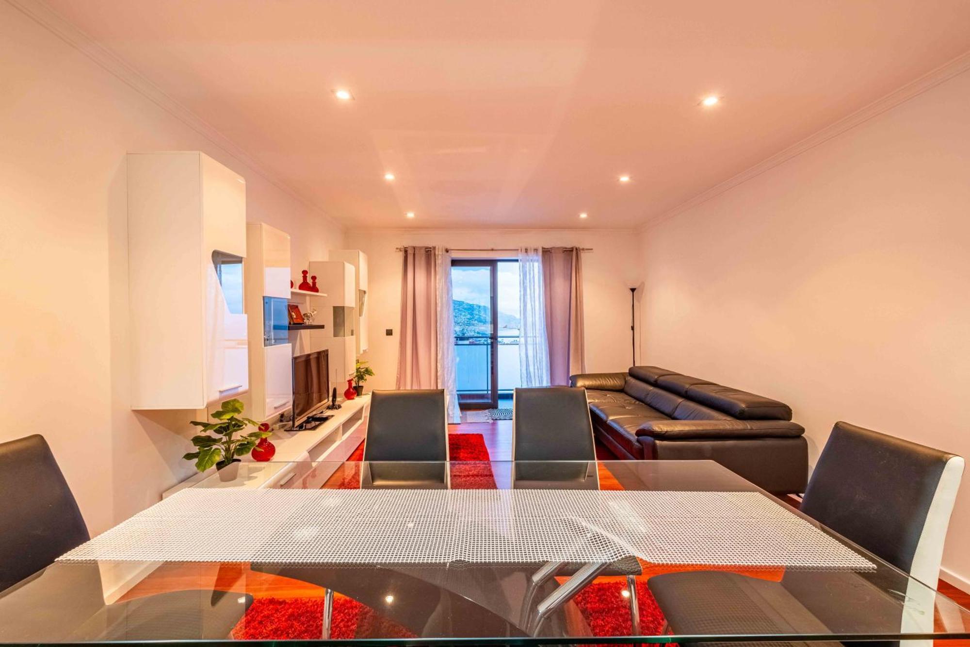 For Rent In Apartment *