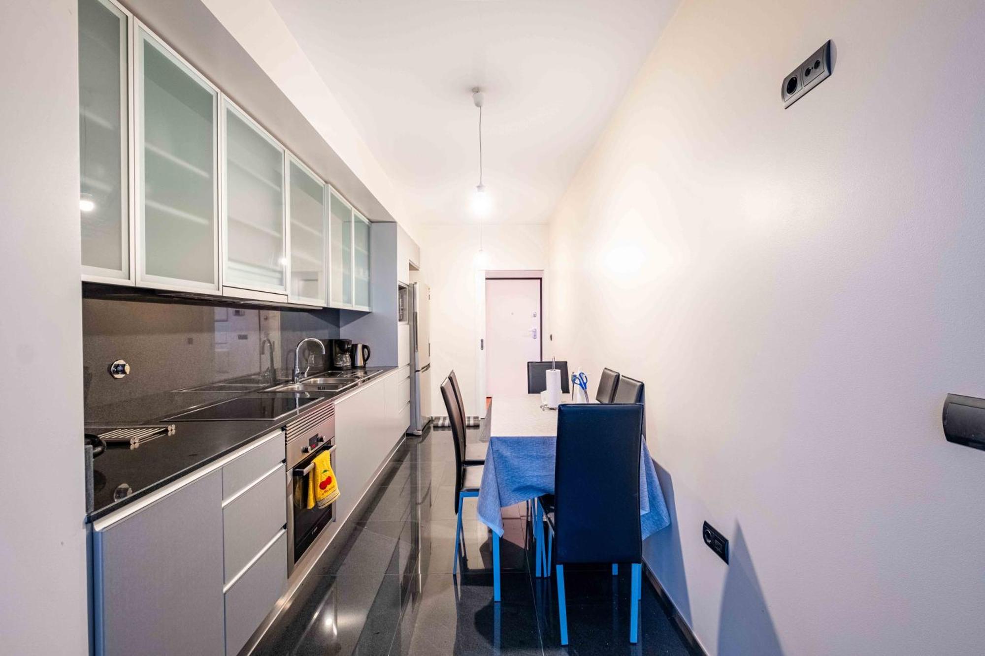 For Rent In Apartment *