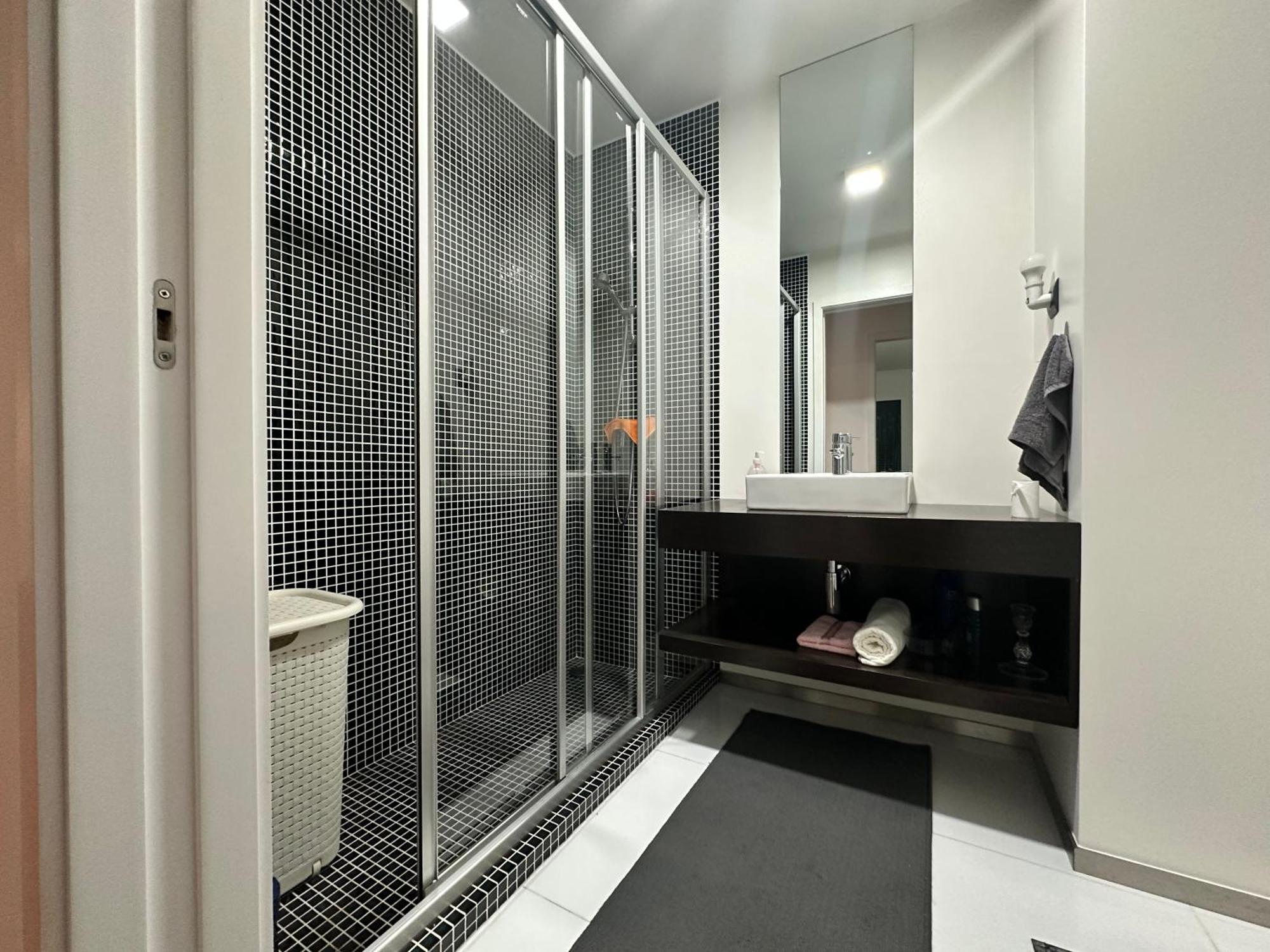 Apartment For Rent In