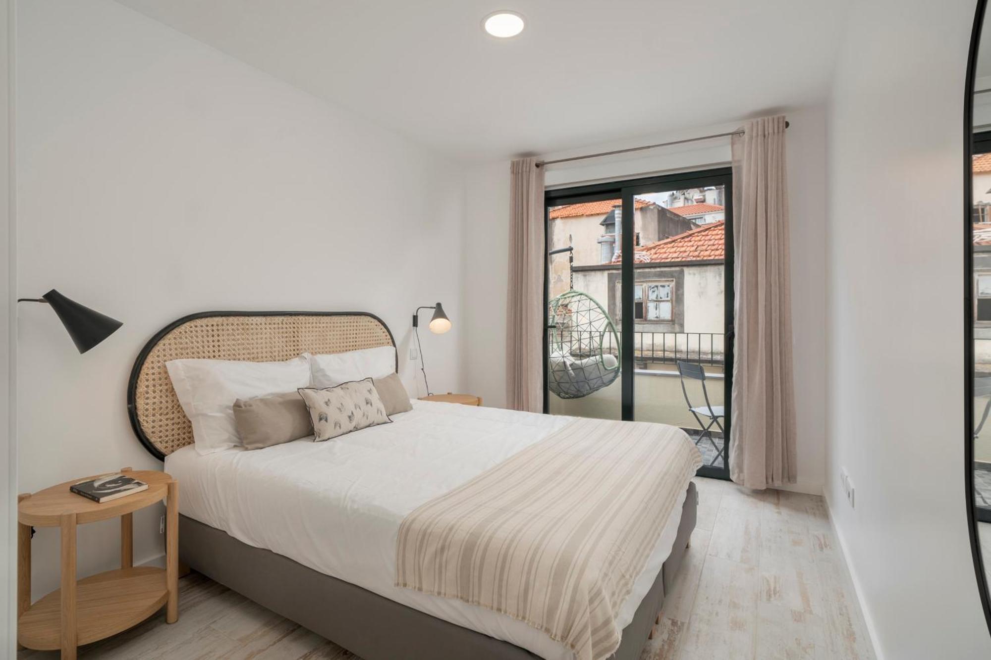 Apartment Tanoeiros By An Island *