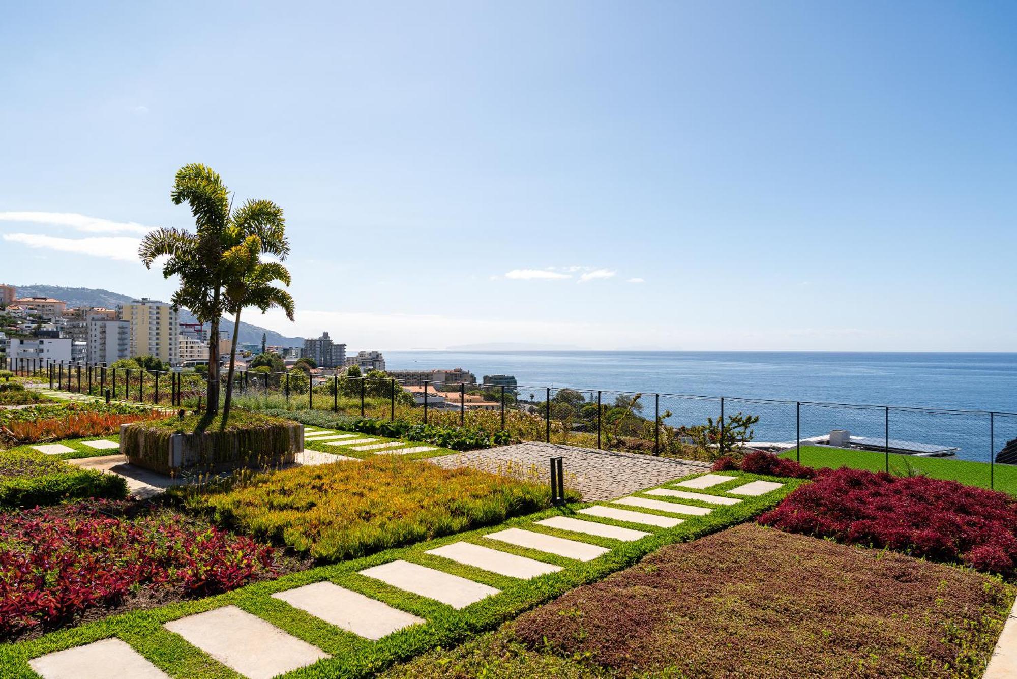Savoy Monumentalis I By Madeira Dream * Funchal (Madeira)
