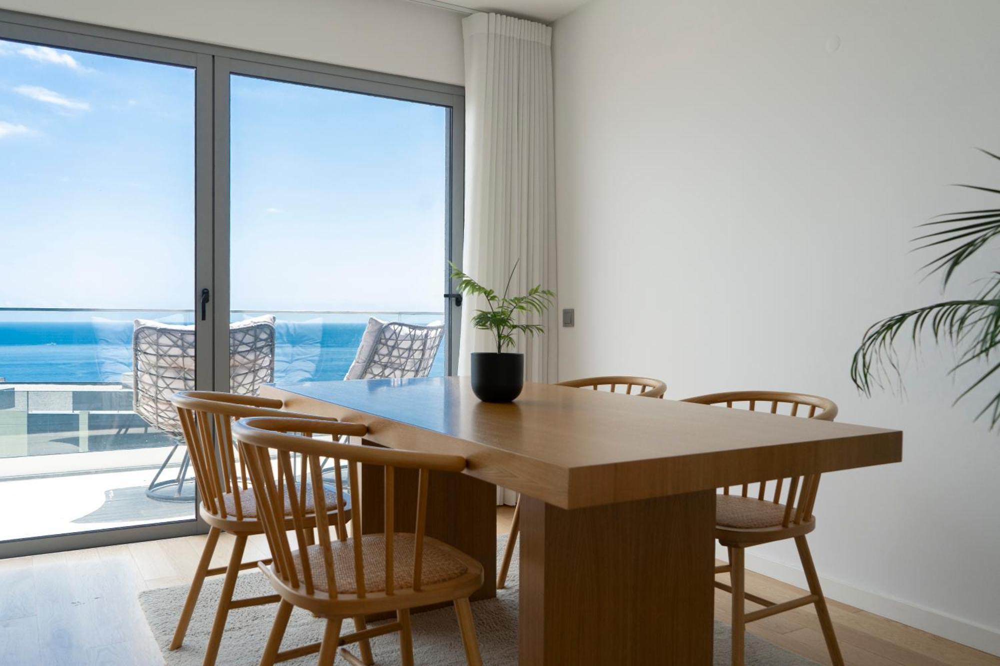 White Appartement *