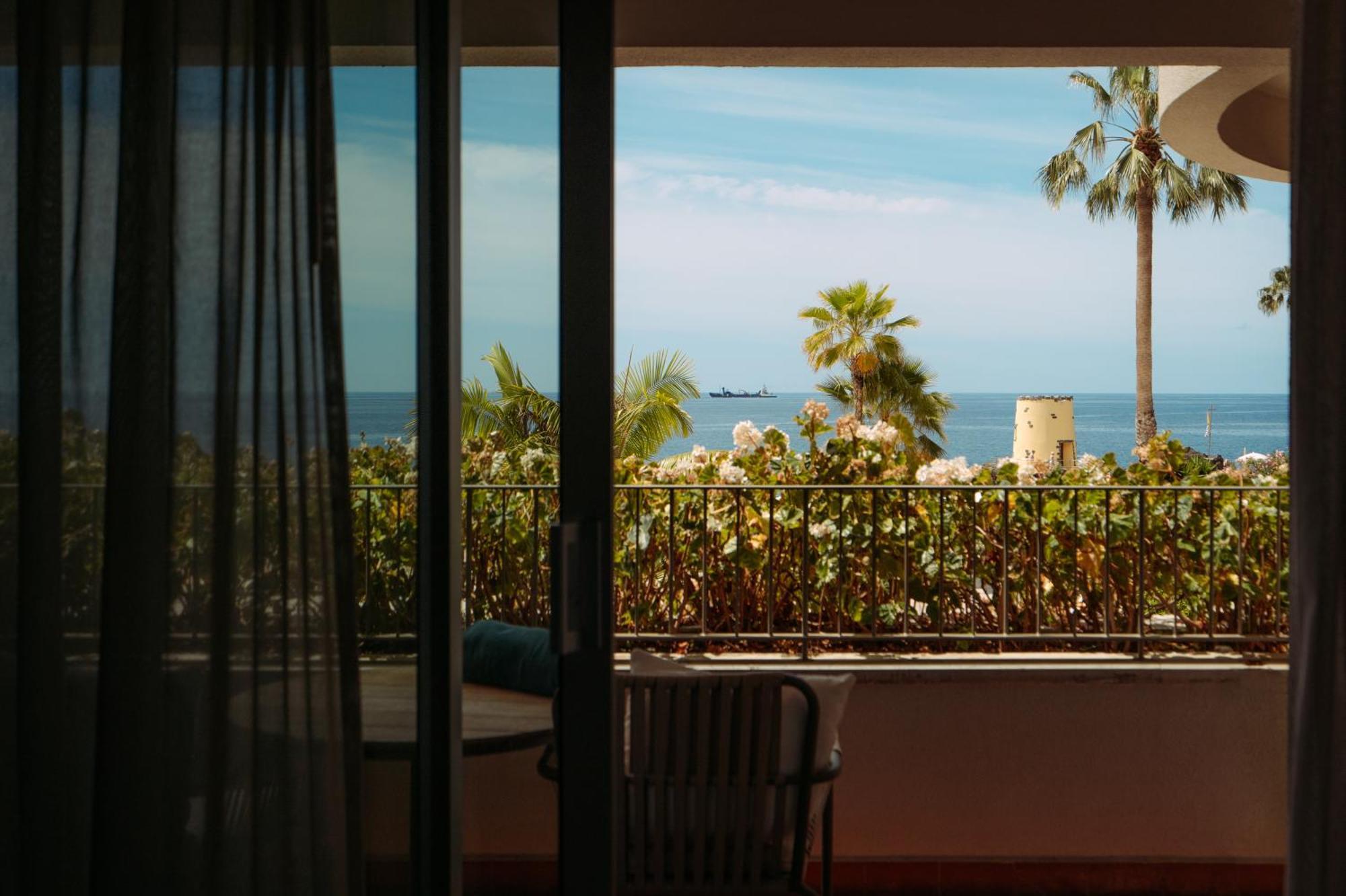 Hotel Next - By Savoy Signature