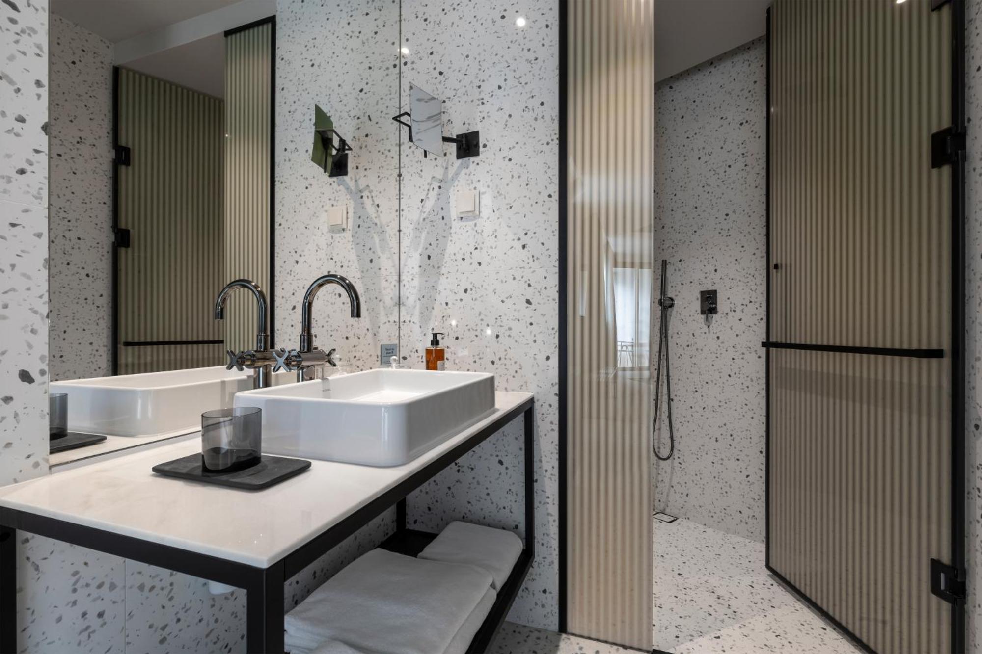 Next - By Savoy Signature Hotel 4*