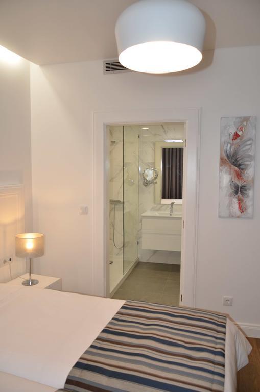 Homestay Edificio Charles 206 *