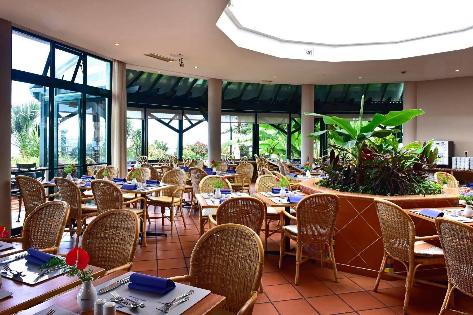 Pestana Ocean Bay Hotel 4*