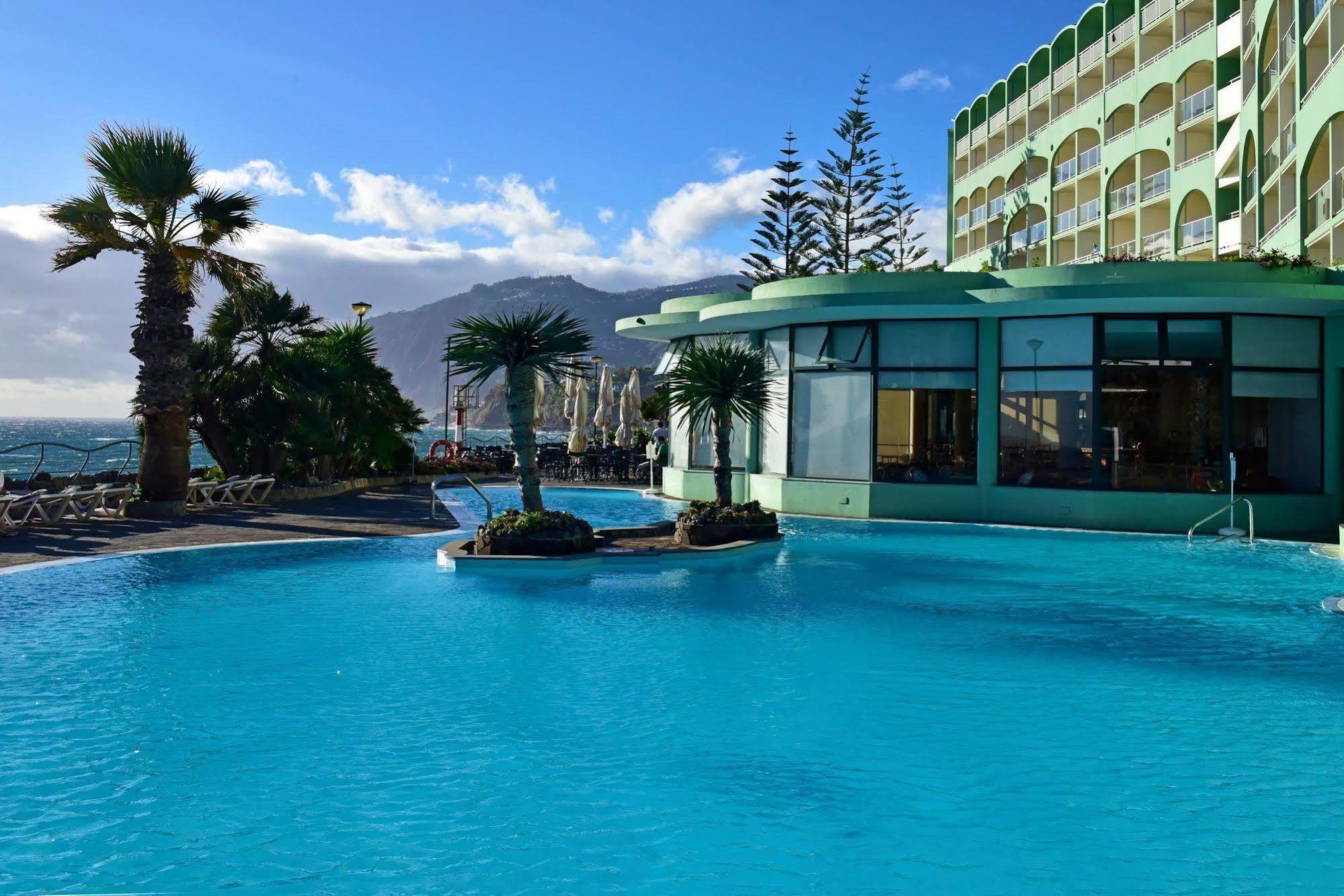 Pestana Ocean Bay Hotel 4*