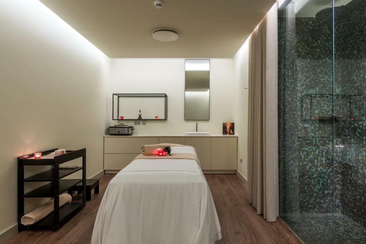 Deluxe Suites At Gardens Hotel Funchal (Madeira)