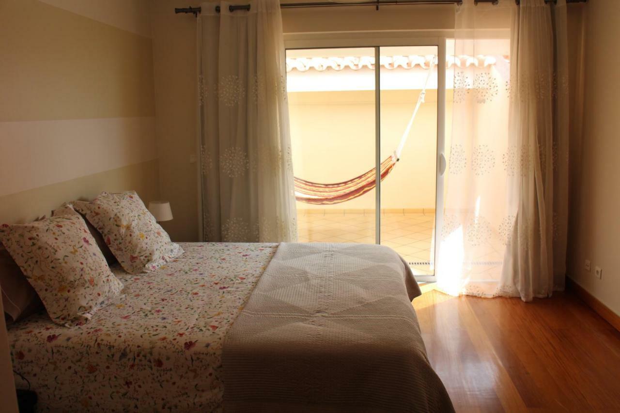 Apartamento Praca Das Madalenas Apartment *