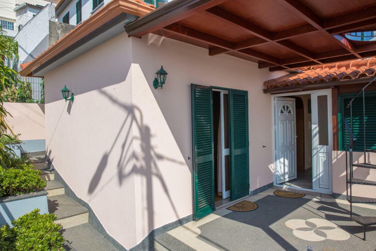 Rochinha House Holiday home