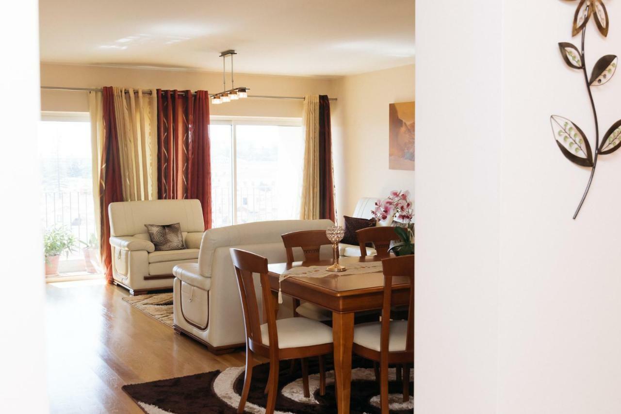 Apartment Penthouse 5 De Outubro